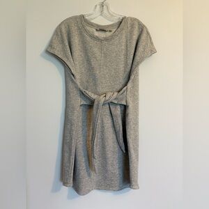 Athleta Heather Gray Embrace Short Sleeve Dress Tunic 352511-00 - Medium Petite